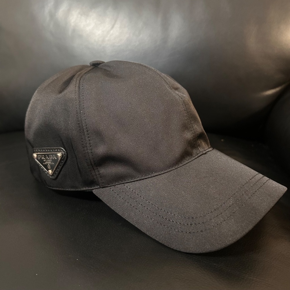 NEW PRADA MILANO BLACK RE-NYLON BASEBALL CAP HAT UNISEX LOGO ADJUSTABLE